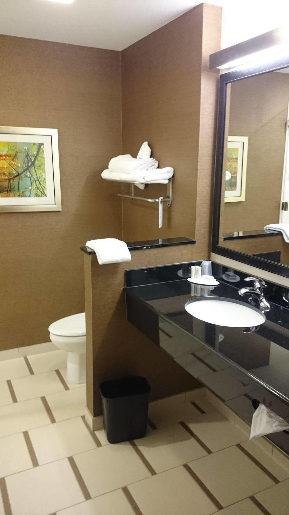 Fairfield Inn & Suites By Marriott Cuero Bagian luar foto