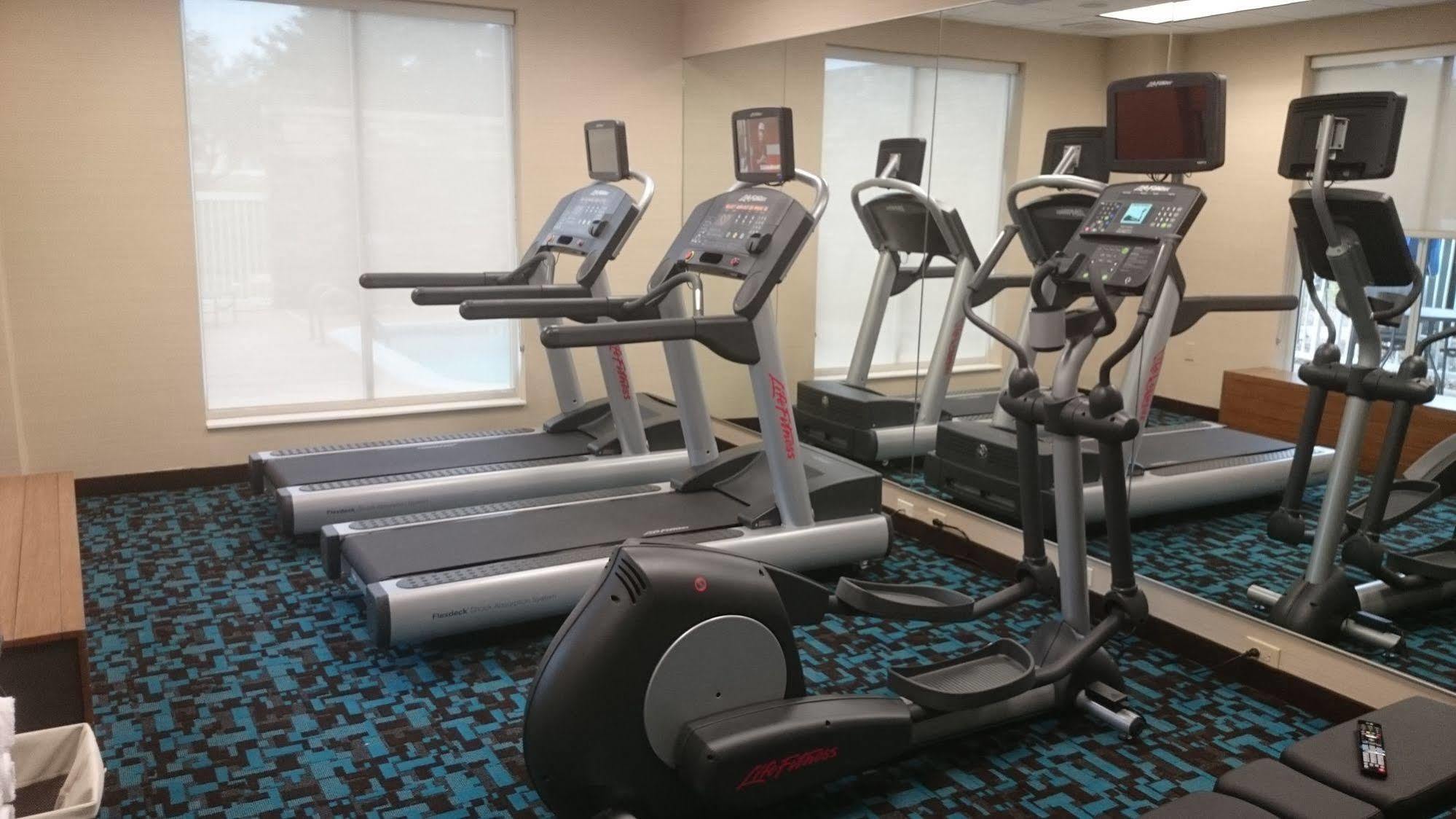 Fairfield Inn & Suites By Marriott Cuero Bagian luar foto